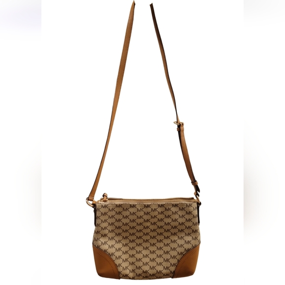 Michael Kors Handbags - MK Crossbody